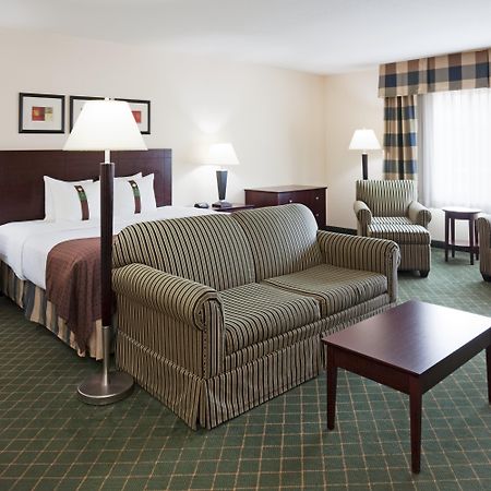 Holiday Inn Conference Center Marshfield, An Ihg Hotel Exterior foto